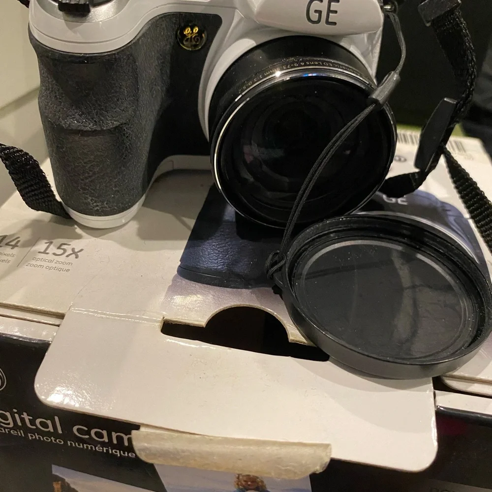 GF XS Digital Camera - Sleek Silver